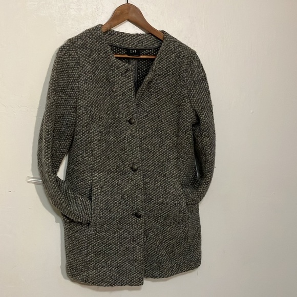 GAP sweater jacket with pockets stadium coat size 10 - Picture 10 of 10